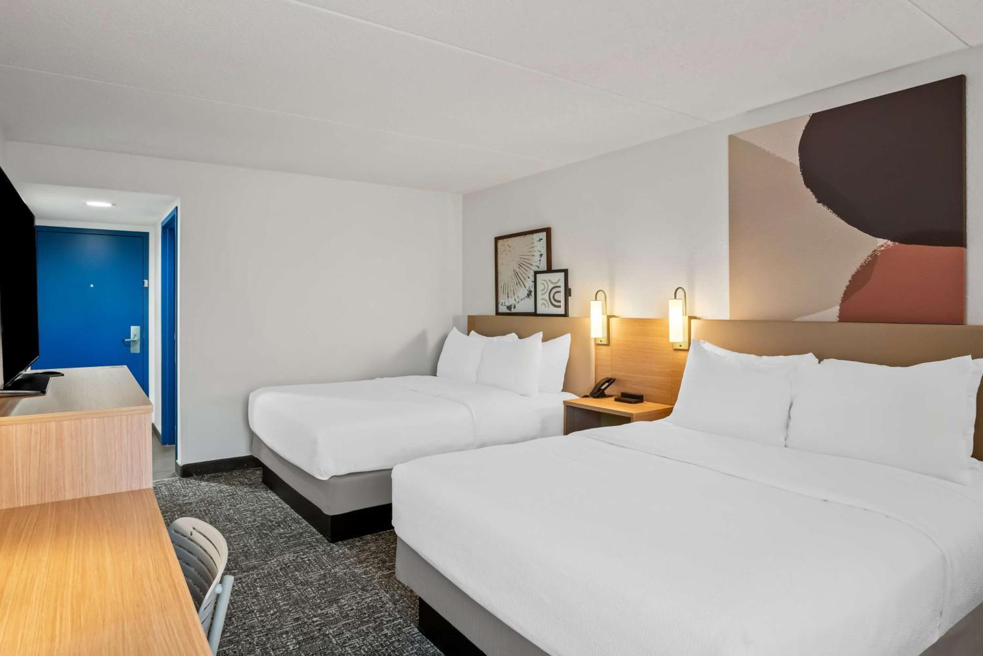 Hotel Surestay By Western St Joseph Stevensville